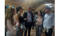 UNA TREINTENA DE JÓVENES DE BOLLULLOS EXPONEN “EN PLAN”