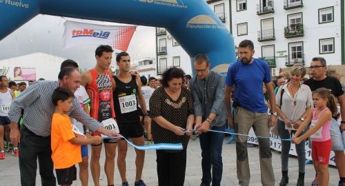 ESPECTACULO Y SOLIDARIDAD EN LA II CARRERA POPULAR DEL ALZHEIMER