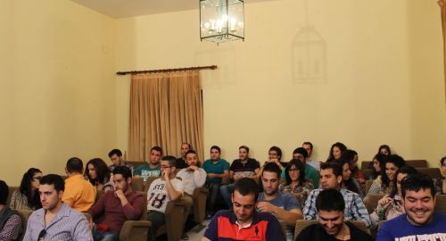 BOLLULLOS INICIA LAS CONTRATACIONES DEL EMPLEA JOVEN