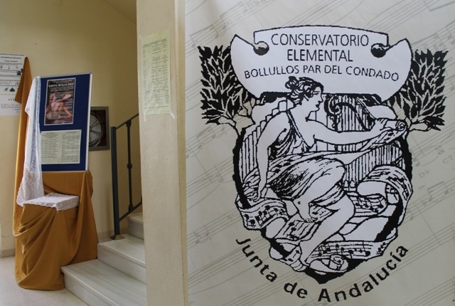 CONSERVATORIO DE MÚSICA DE BOLLULLOS