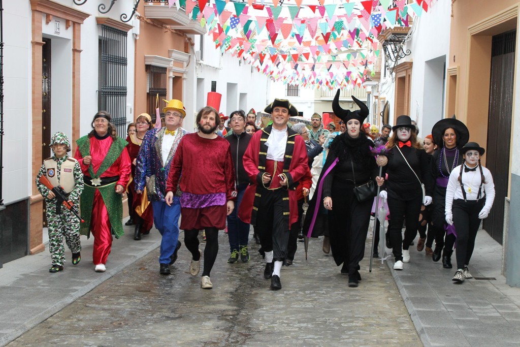EL CARNAVAL SE TRASLADA A LAS CALLES