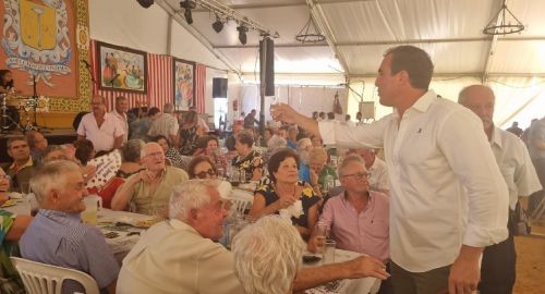 ALMUERZO HOMENAJE A NUESTROS MAYORES