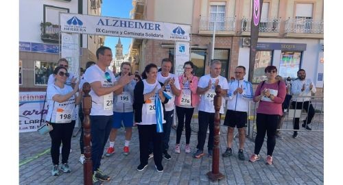 BOLLULLOS ACUDIÓ UNA VEZ MÁS A SU CITA SOLIDARIA CON EL ALZHEIMER