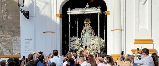 LA CORPORACIÓN MUNICIPAL DESPIDIÓ A NUESTRA PATRONA EN SU TRASLADO A LA ERMITA