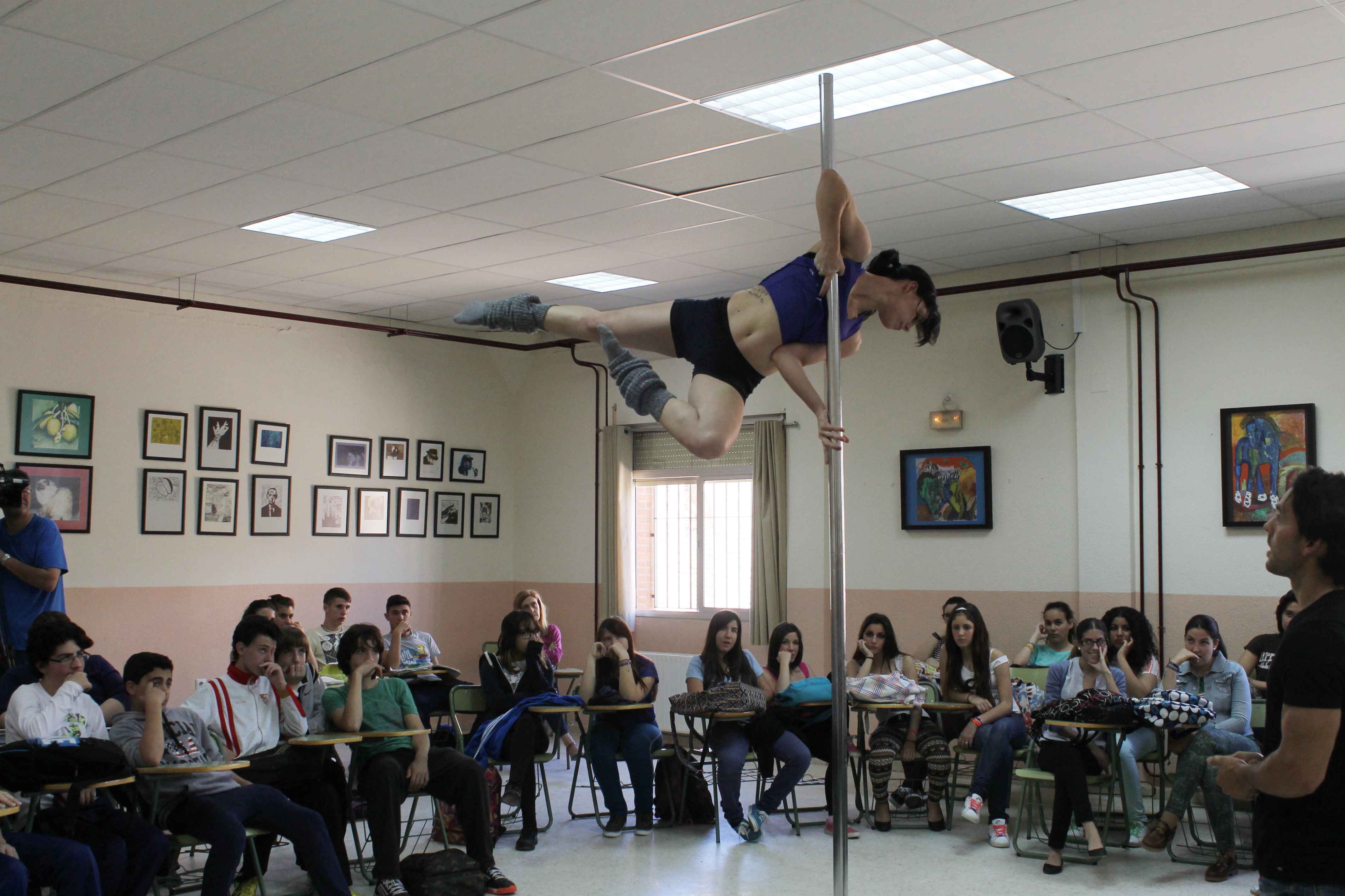 COMIENZA EN BOLLULLOS LA XVI SEMANA DE LA DANZA