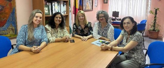 VISITA DE LA COORDINADORA PROVINCIAL DE LOS CENTROS MUNICIPALES DE IAM