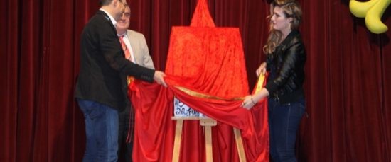 ÉXITO DE PARTICIPACIÓN EN EL INICIO DEL CARNAVAL DE BOLLULLOS 2015
