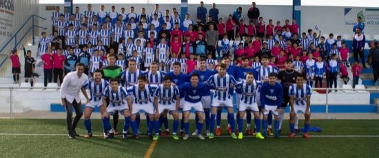 LAS ESCUELAS DEPORTIVAS CON EL BOLLULLOS CF
