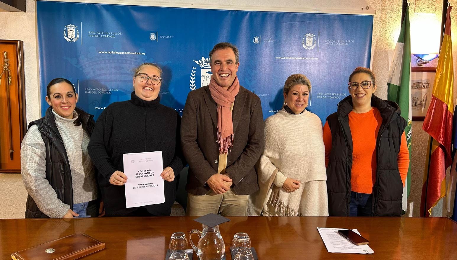 ENTREGA DE SUBVENCIÓN MUNICIPAL AL AMPA AZAHAR DEL CEIP REYES CATÓLICOS