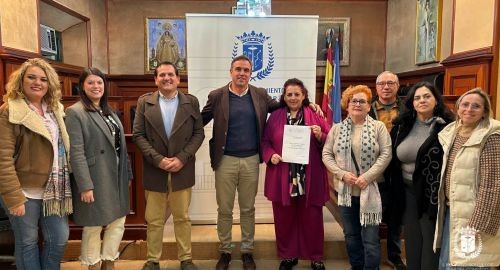 ENTREGA DE SUBVENCIÓN MUNICIPAL A LA ASOCIACIÓN DE ALZHEIMER “CAMINAR”