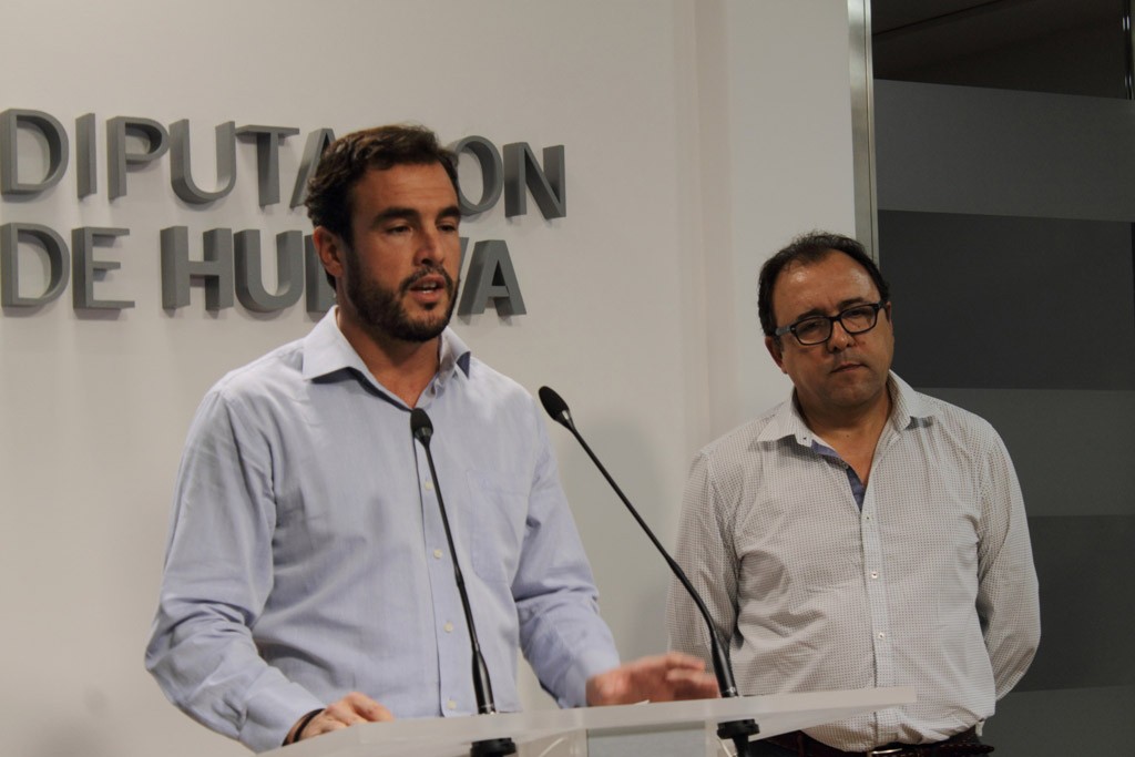 El Alcalde presenta en Diputación la exposición “Platero, antes de Platero”