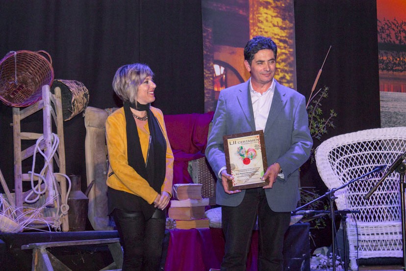 ALCOLEA JIMÉNEZ, GANADOR DEL LII CERTAMEN DE POESÍAS DE AMOR