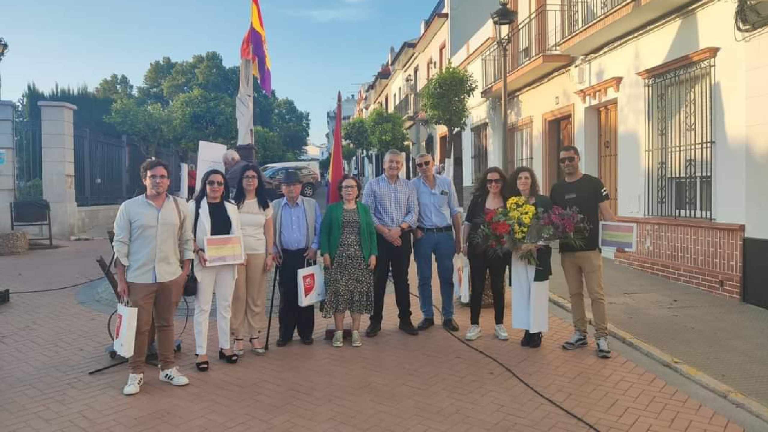 LA ASOCIACIÓN MEMORIA HISTÓRICA CELEBRÓ EL ANIVERSARIO DE LA II REPÚBLICA