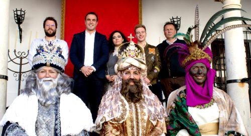 CORONACIÓN DE LOS REYES MAGOS 2020 EN UNA PLAZA REPLETA DE ILUSIÓN