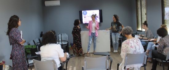 TALLER SOBRE COOPERATIVISMO EN BOLLULLOS