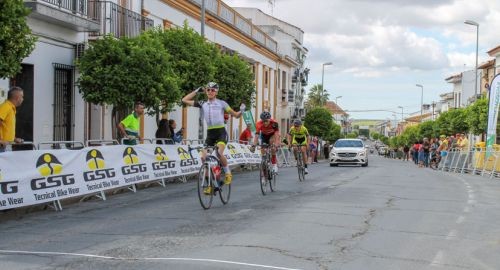EL CICLISMO VOLVIÓ A SER PROTAGONISTA EN EL CONDADO CON EL IL CIRCUITO SAN ANTONIO