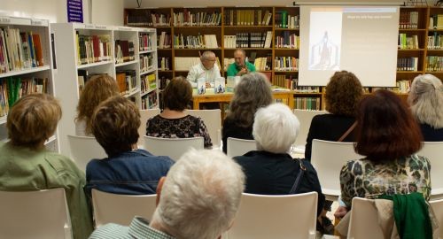 JAVIER MARTÍN BETANZOS PRESENTÓ SU ÚLTIMO LIBRO EN LA BIBLIOTECA MUNICIPAL