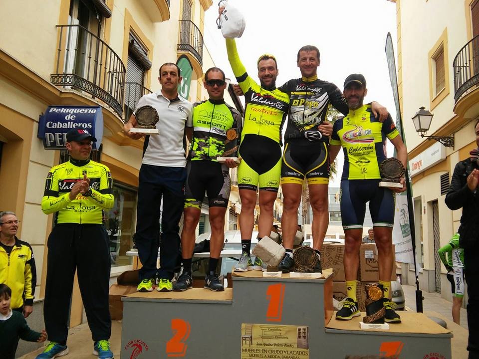 LA AGRUPACIÓN CICLISTA SAN ANTONIO INICIA LA  TEMPORADA CON 12 PODIUMS
