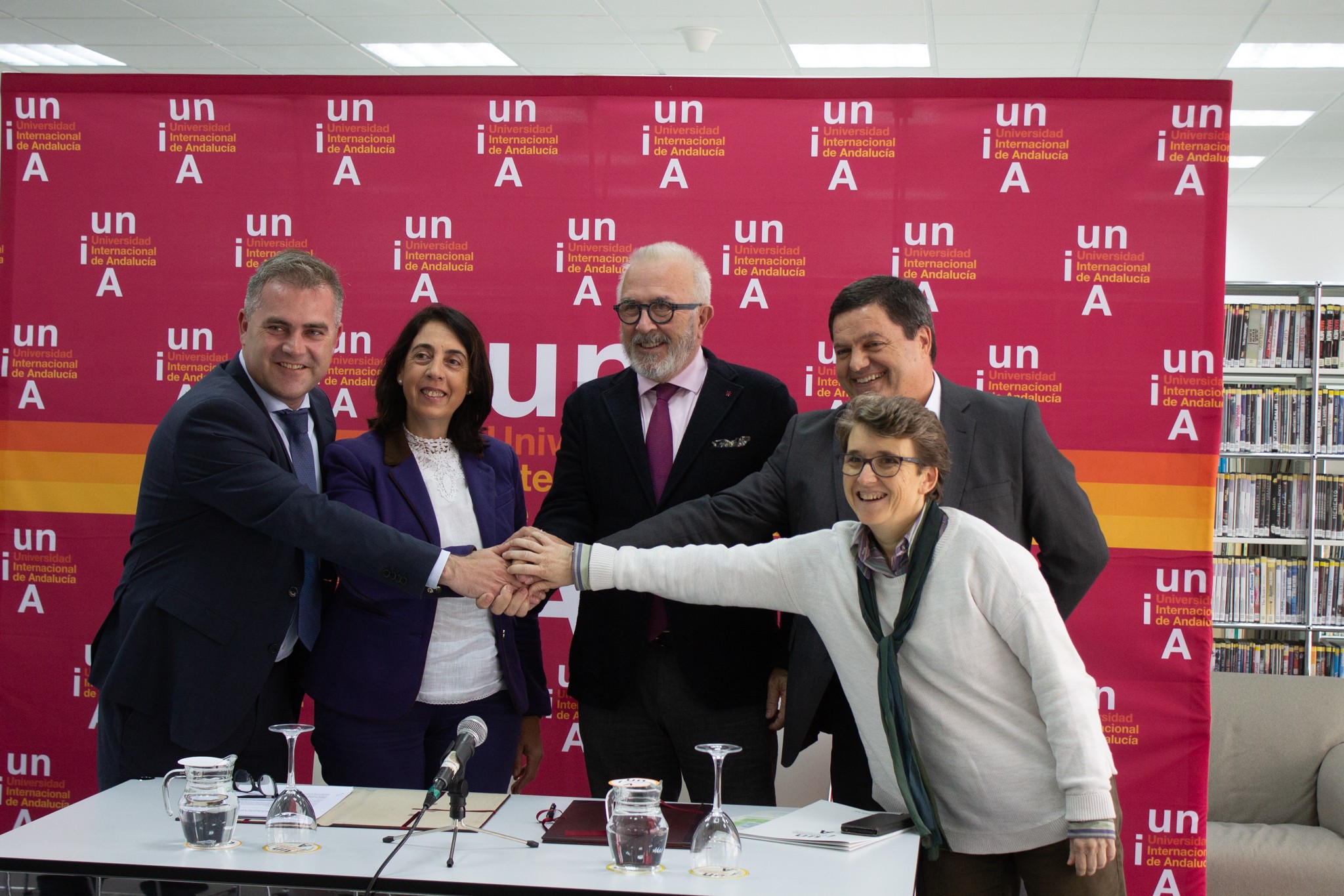 EL AYUNTAMIENTO FIRMA UN CONVENIO DE PRÁCTICAS PROFESIONALES CON LA UNIA
