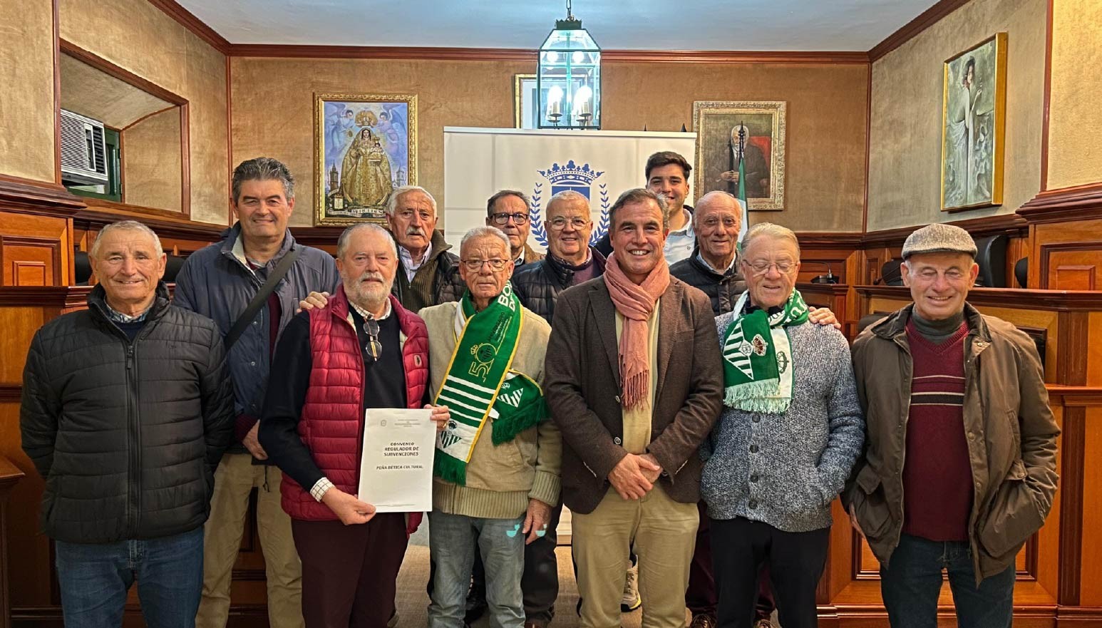 LA PEÑA BÉTICA "MANUEL CASTAÑO" RECIBE SU SUBVENCIÓN MUNICIPAL EN EL AÑO DE SU CINCUENTENARIO