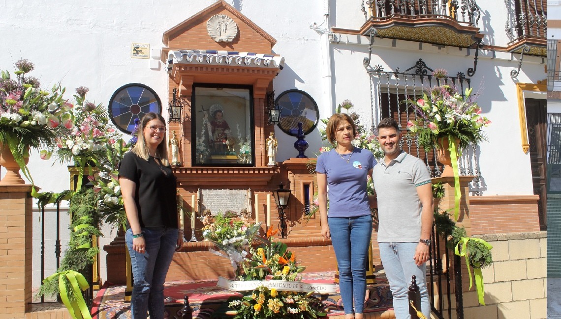 OFRENDA FLORAL DEL AYUNTAMIENTO A LA ASOCIACIÓN DE SAN JUAN