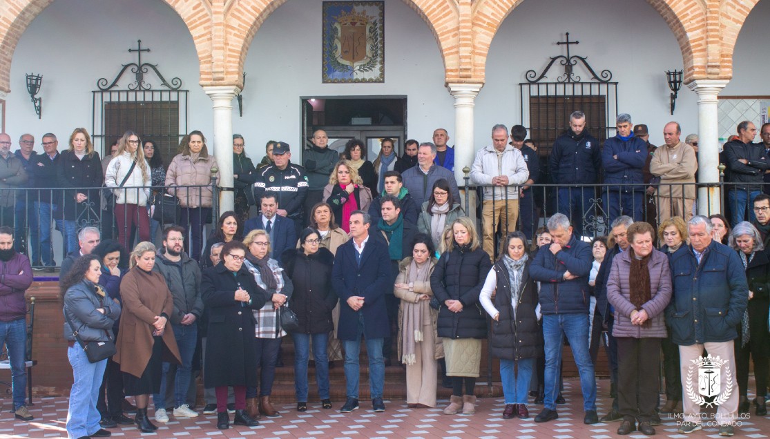MINUTO DE SILENCIO POR LA PÉRDIDA DE NUESTROS DOS VECINOS