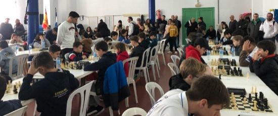 GRAN PARTICIPACIÓN EN EL TORNEO DE AJEDREZ DE NAVIDAD 2024