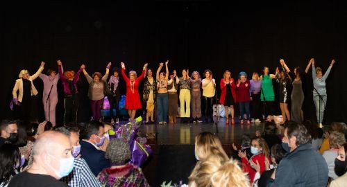 ÉXITO DE LA OBRA DE TEATRO "DIOSAS" EN EL DÍA DE LA MUJER
