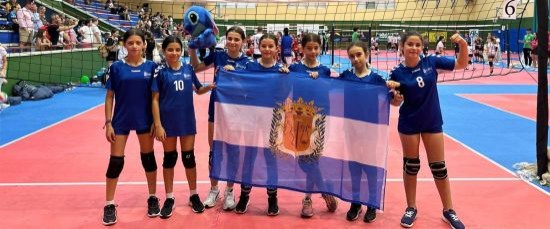 EL EQUIPO FEMENINO ALEVÍN DE BOLLULLOS PODIUM EN EL OPEN ANDALUZ