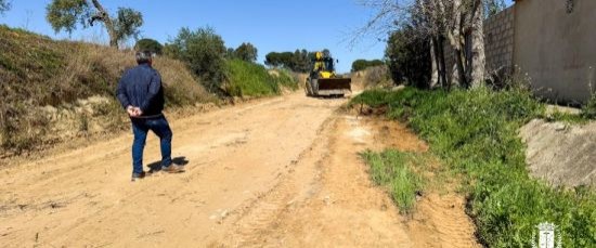 CONTINUAMOS CON EL PLAN MUNICIPAL DE ARREGLO DE CAMINOS RURALES - CAMINO DE LA VÍA