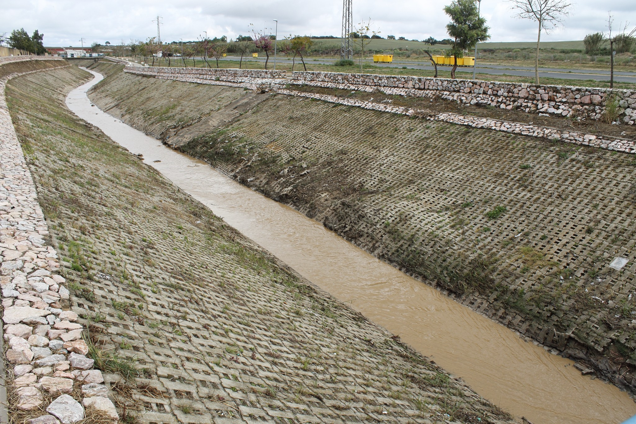 CULMINADAS LAS MEJORAS DEL ARROYO CERRADA