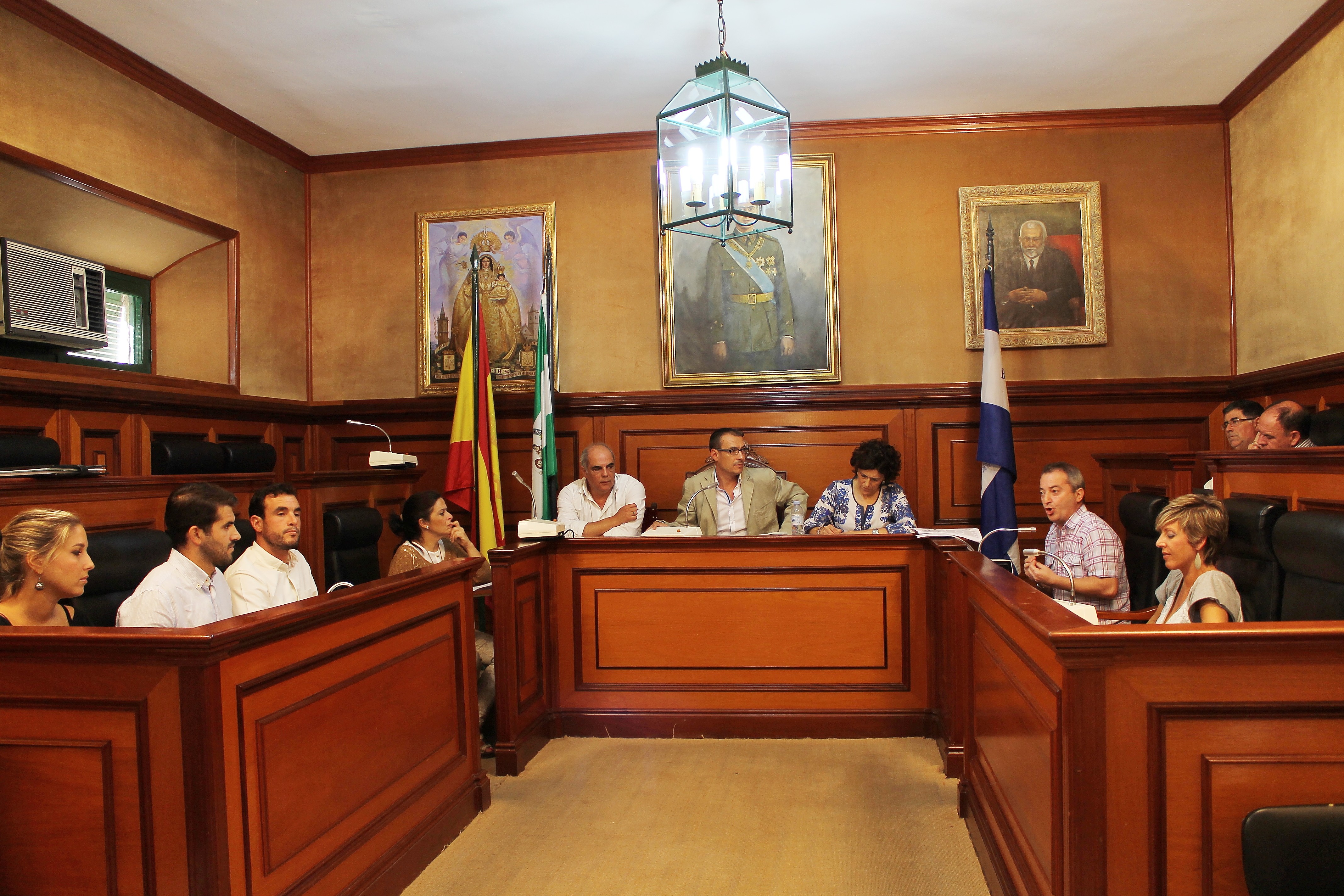EL ALCALDE DE BOLLULLOS PIDE A LA JUNTA QUE CUMPLA CON LA CIUDAD Y EJECUTE EL CHARE