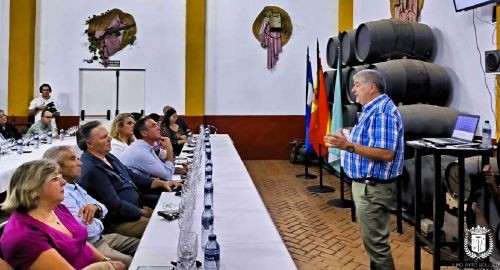 ÉXITO DE PARTICIPACIÓN EN EL CURSO DE CATA DE VINOS DE LA XXIV SEMANA DE LA VITICULTURA Y ENOLOGÍA