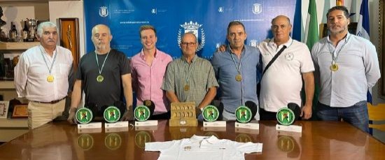 EL AYUNTAMIENTO RECIBE AL CLUB BILLAR BOLLULLOS TRAS SU PROCLAMACIÓN COMO CAMPEÓN DE ANDALUCÍA