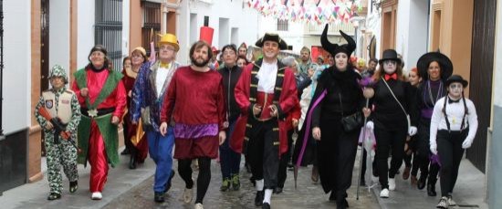 EL CARNAVAL SE TRASLADA A LAS CALLES