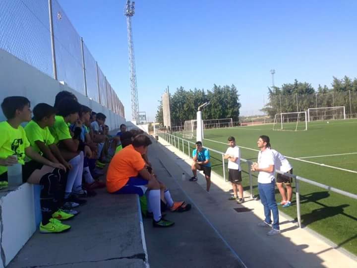 BOLLULLOS CLAUSURA EL I CAMPUS EDUCATIVO DE FÚTBOL BASE “CIFU”