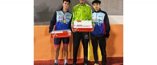 ÉXITO DE LOS ATLETAS DE BOLLULLOS EN EL CTO. ANDALUCÍA 5000 SUB-20 Y 10000 SUB-23 DE FONDO