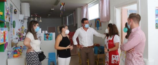 EL ALCALDE APERTURA EL CURSO ESCOLAR EN CÁNDIDA MAYA