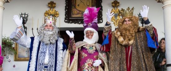 BOLLULLOS ADELANTA SU CABALGATA DE REYES