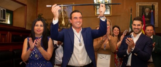 RUBÉN RODRÍGUEZ ELEGIDO ALCALDE DE BOLLULLOS PAR DEL CONDADO POR MAYORÍA ABSOLUTA