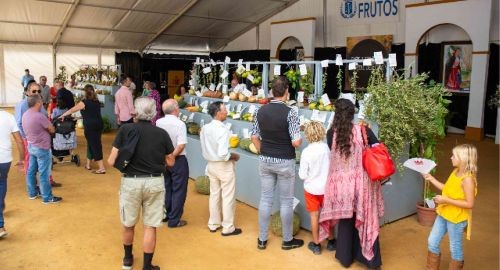 LA CASETA DE FRUTOS ACOGIÓ MAS DE 100 VARIEDADES EN EL LXXIII CONCURSO COMARCAL