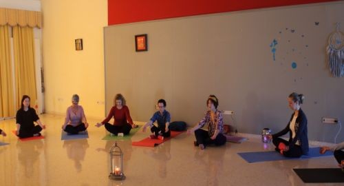 SE INICIA EL TALLER DE YOGA