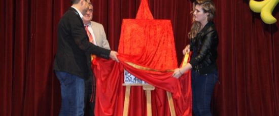 ÉXITO DE PARTICIPACIÓN EN EL INICIO DEL CARNAVAL DE BOLLULLOS 2015