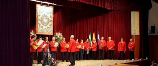 Con coplas de campanilleros finaliza el Mercadillo Navideño 2016