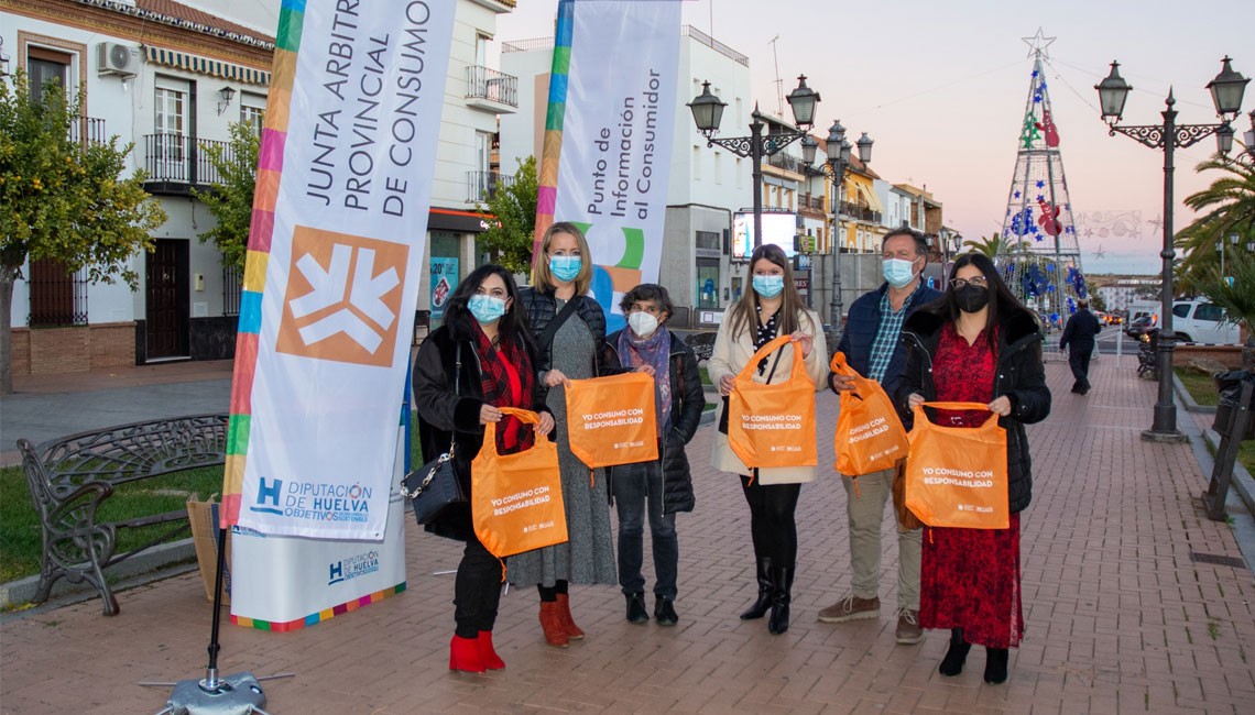 BOLLULLOS ACOGIÓ CAMPAÑA INFORMATIVA SOBRE CONSUMO RESPONSABLE