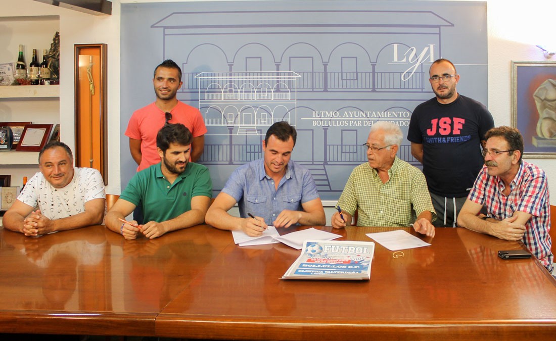 Renovación del Convenio de Colaboración entre El Bollullos C.F. y el Iltmo. Ayuntamiento de Bollullo