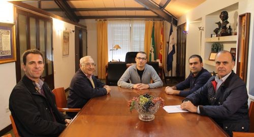 EL ALCALDE DE BOLLULLOS SE REÚNE CON APYME PARA ANALIZAR LA SITUACIÓN ACTUAL DE LOS EMPRESARIOS DEL 