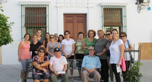 LA CONCEJALÍA DE LA MUJER DEL AYUTAMIENTO DE BOLLULLOS DESARROLLA EL CALENDARIO DE ACTIVIDADES DURAN