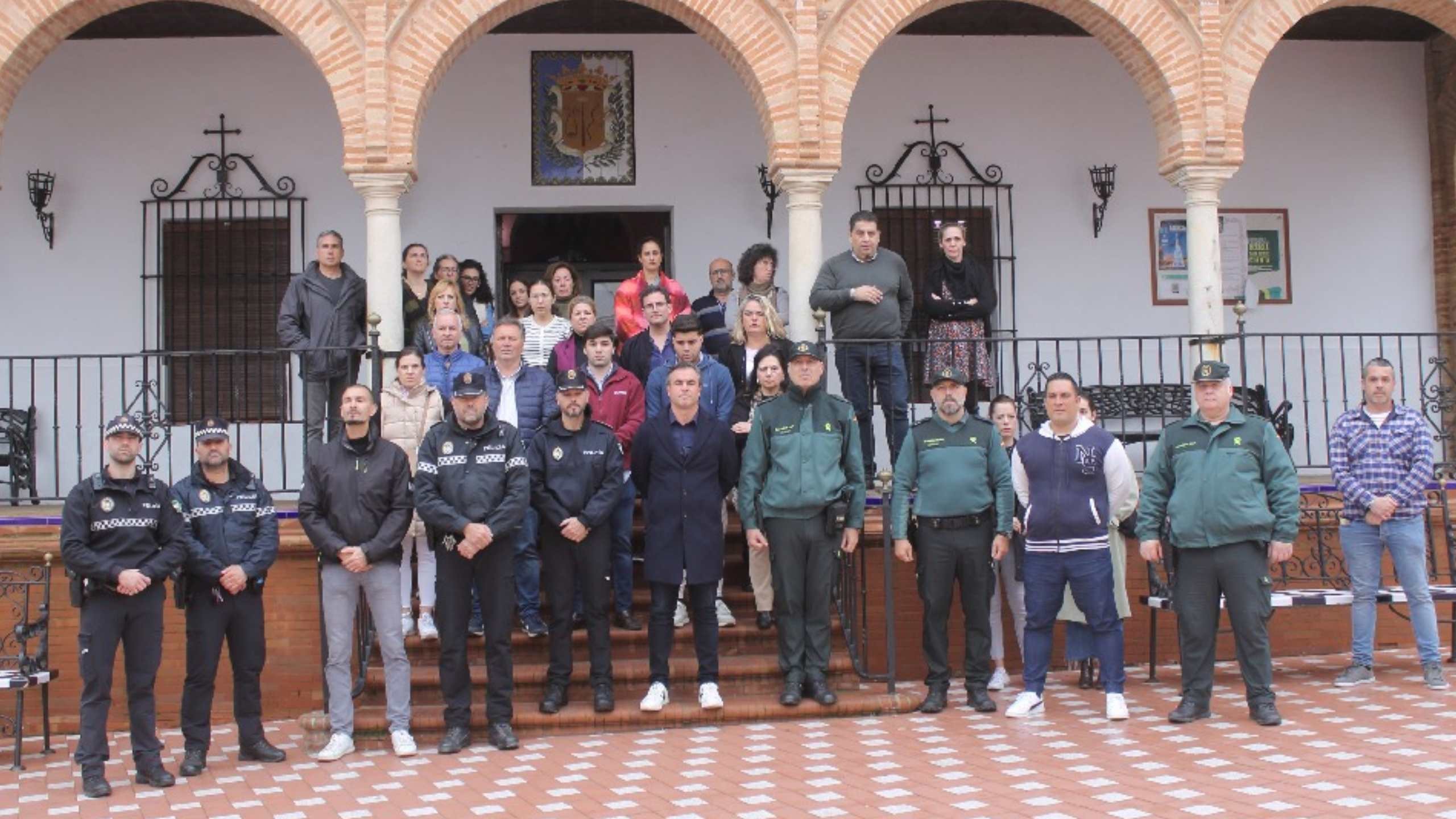 MINUTO DE SILENCIO POR LOS GUARDIAS CIVILES DE BARBATE