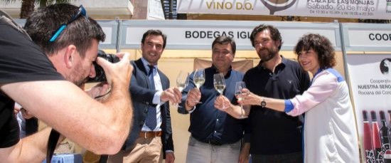 5 BODEGAS DE BOLLULLOS EN LA “I CATA DE VINOS DEL CONDADO” CON MOTIVO DEL 'DÍA MOVIMIENTO VINO D.O.'